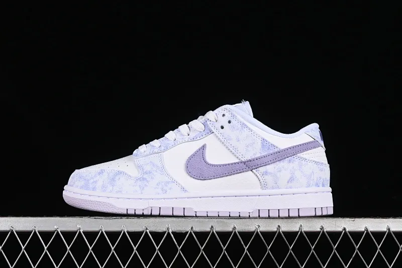 All categories Nk SB Dunk series Nk SB Dunk Low low-top sneakers Nk SB Dunk Low Prm white and light purple color SB smashed backboard fashion casual sneakers DM9467-500